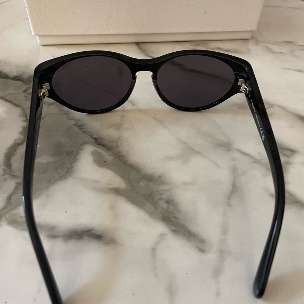 Bellejour Moncler Geometric Sunglasses - Picture 5 of 12